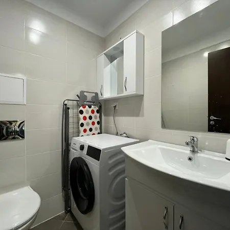 Luxury Flat F218 アパート *