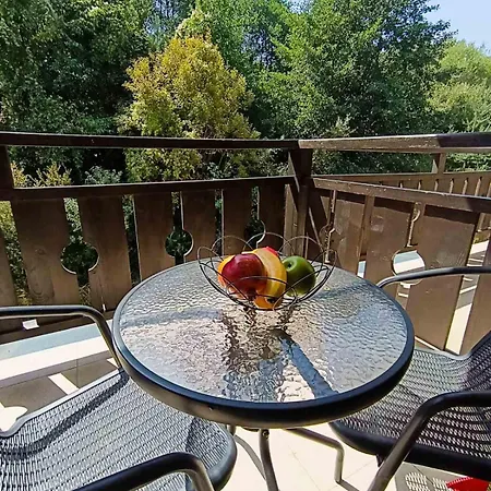 Apartment Luxury Flat F218 *